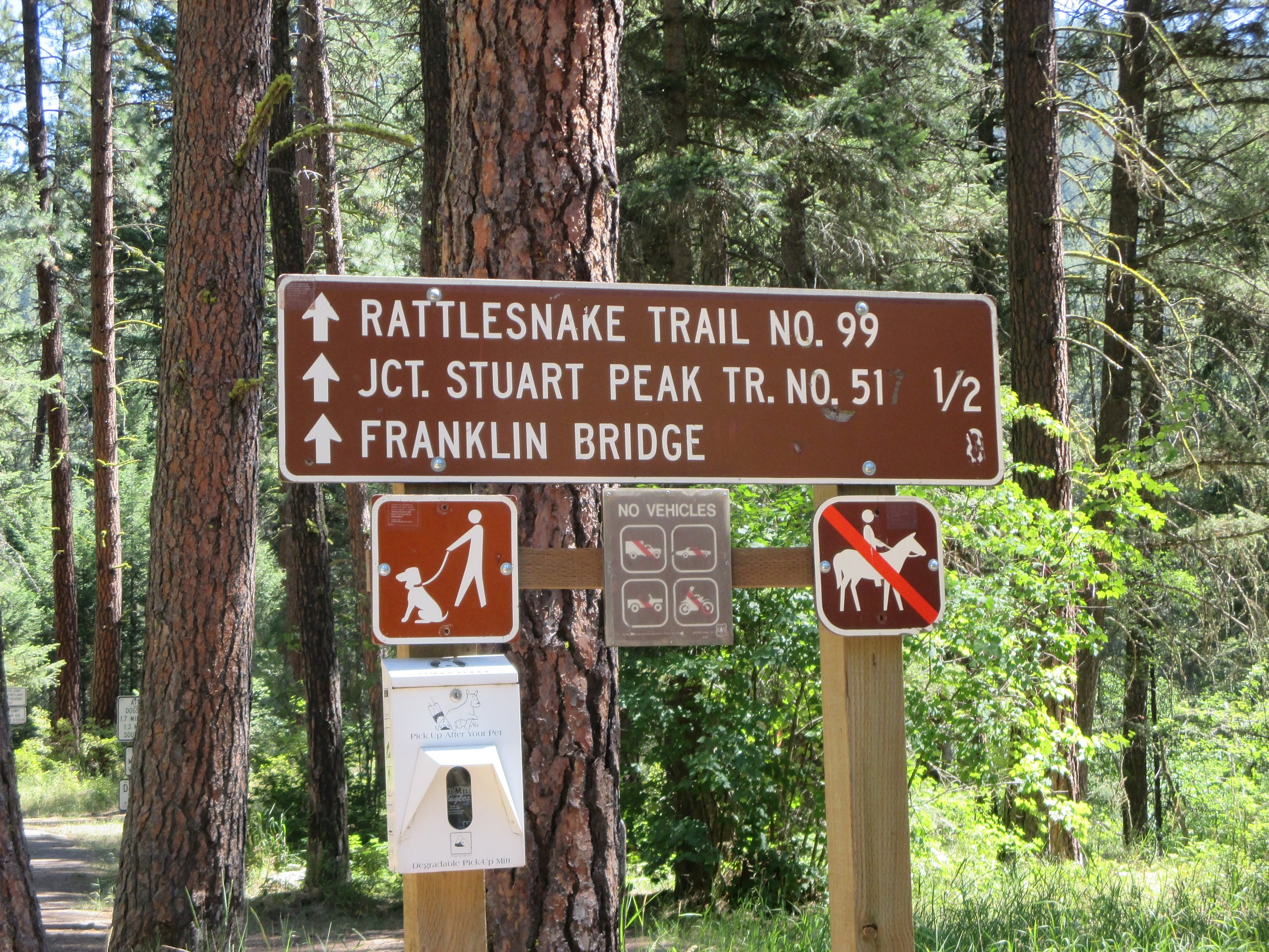 Rattlesnake Trailhead Natural Atlas