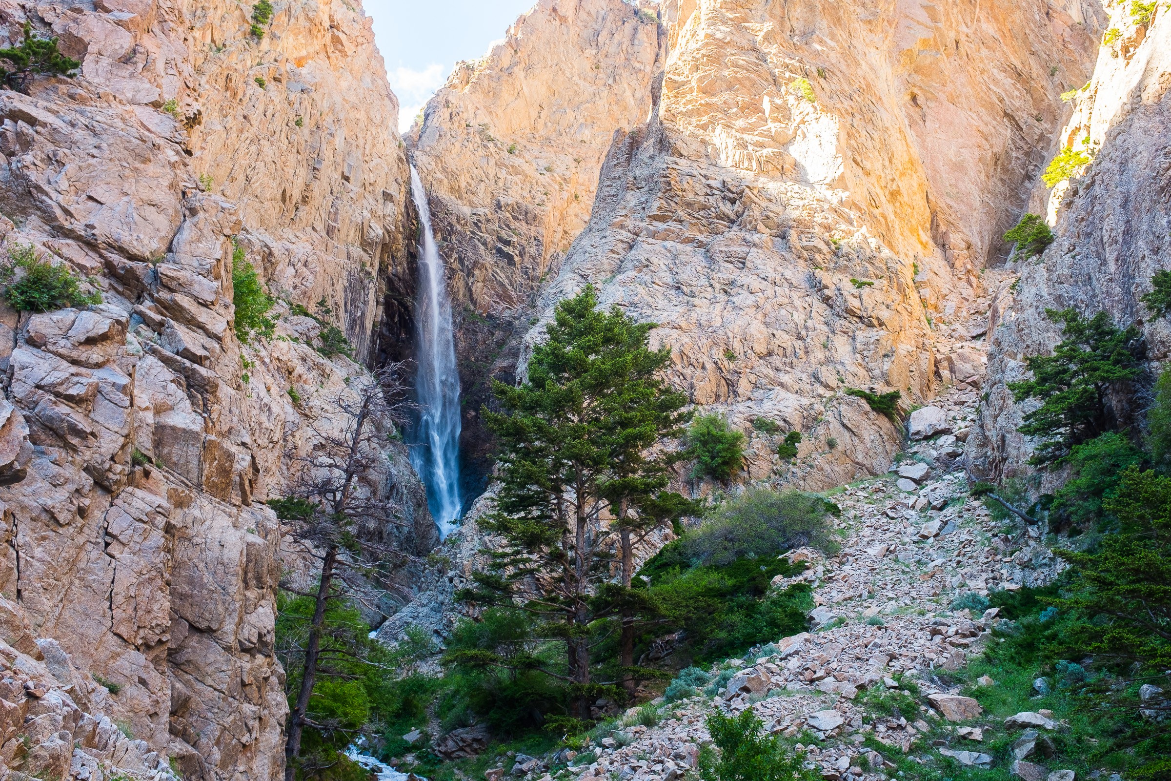 Bridal Veil Falls Hike Natural Atlas