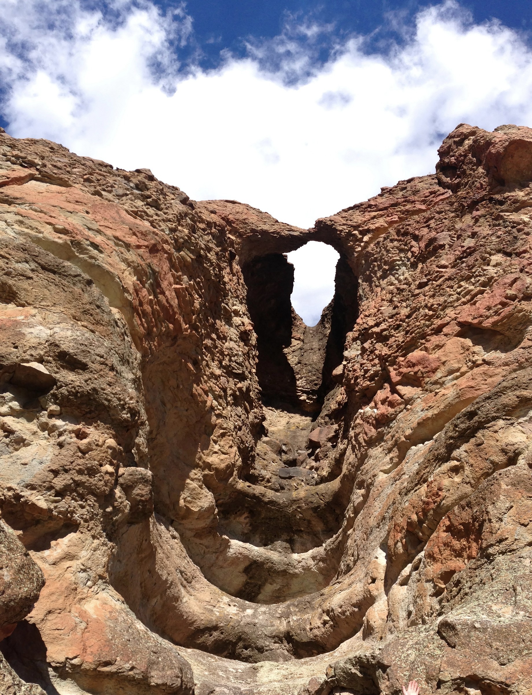 Clarno Arch (John Day Fossil Beds National Monument) Natural Atlas